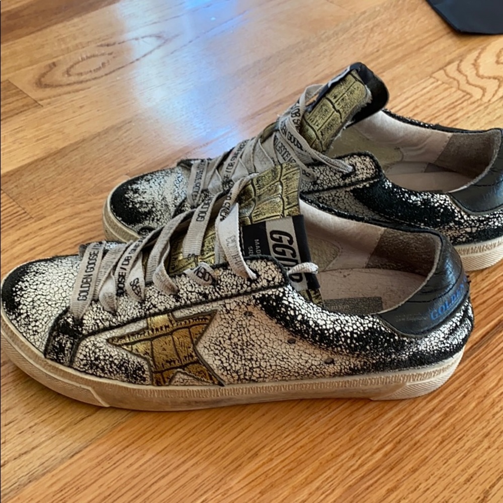 Golden Goose Deluxe Brand Sneakers